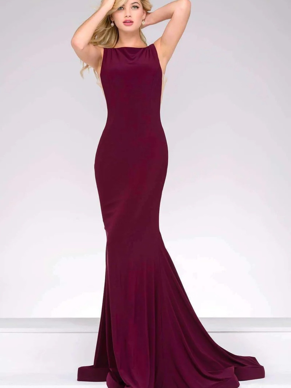 Jovani Burgundy Formal Gown / Prom Dress – Size 0